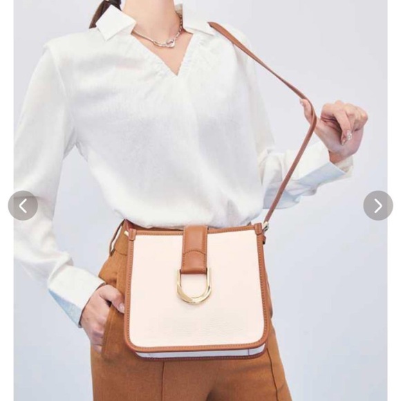 Antik Kraft Handbags - ANTIK KRAFT Purse Equestrian style 💛